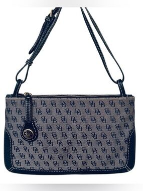Dooney & Bourke Navy Signature bag